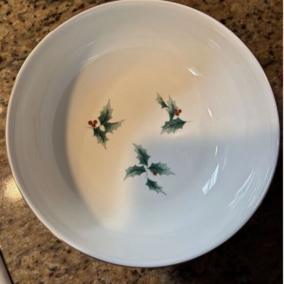 Mikasa Ribbon Holly China 8 1/4” large Salad/ Vegetable Serving Bowl - Picture 3 of 6
